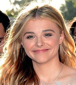 chloe grace moretz religious views